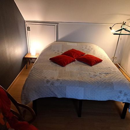 Claire De Meuse Cozy Apartment Detox With River And Hills 昂内 外观 照片